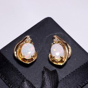 Estate 1.25ctw Natural Precious Opal & Diamond 14Kt Y/Gold Swirl Earrings #22989